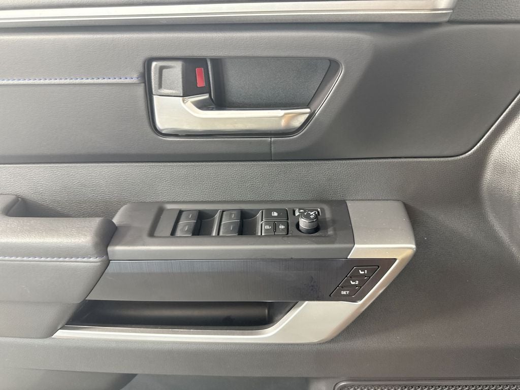 2025 Toyota Tundra Platinum