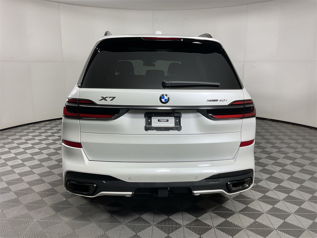 2024 BMW X7 xDrive40i