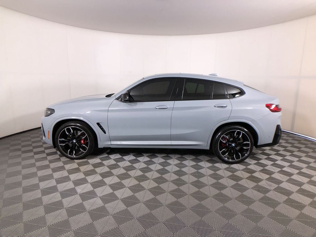 2023 BMW X4 M40i