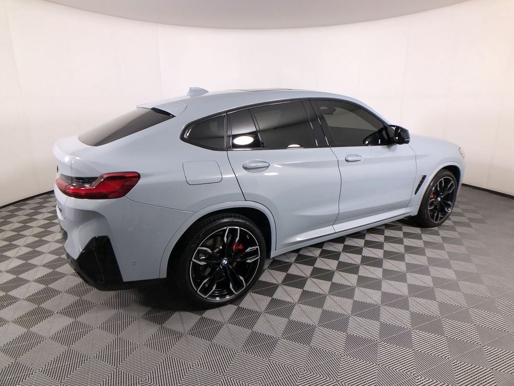 2023 BMW X4 M40i