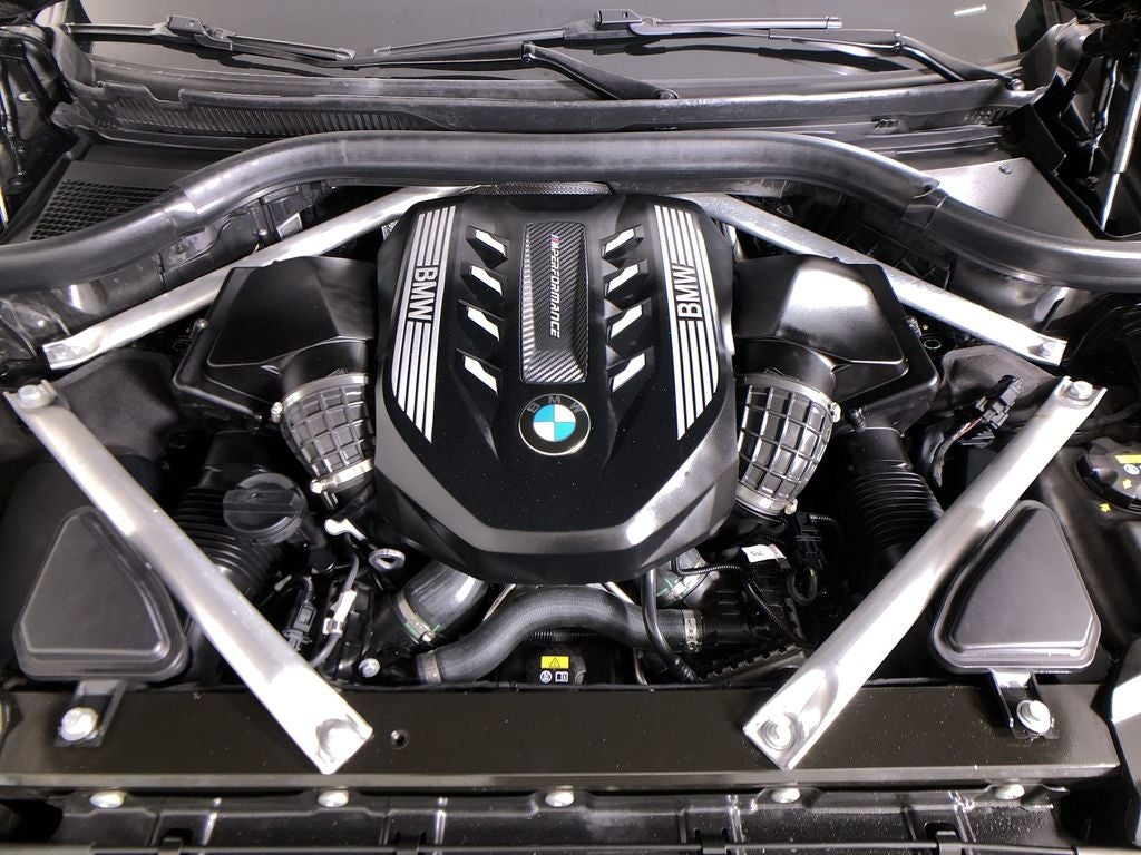 2021 BMW X7 M50i