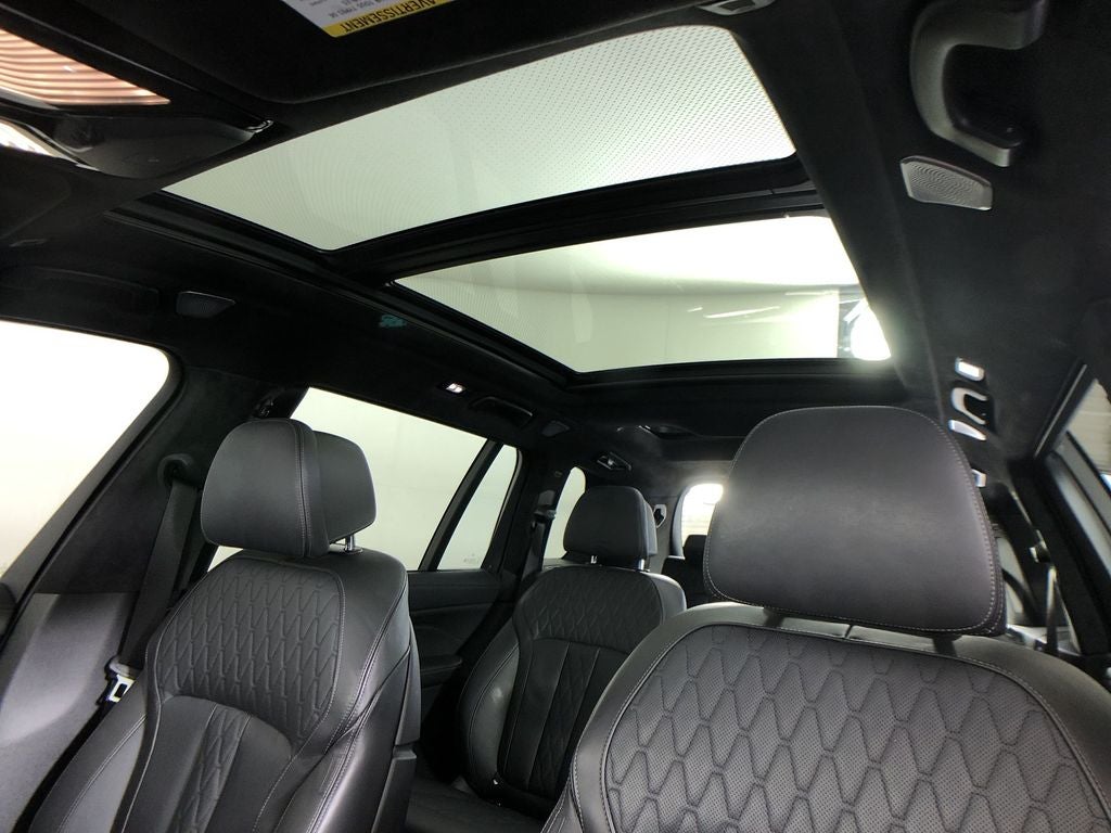2021 BMW X7 M50i