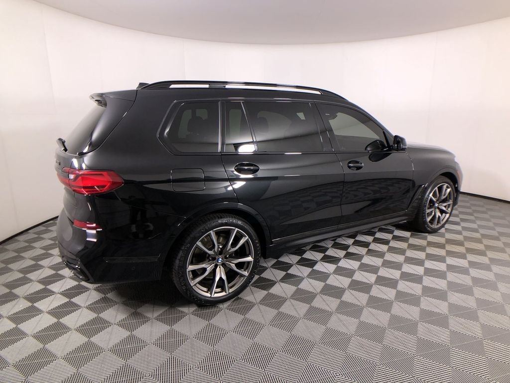 2021 BMW X7 M50i