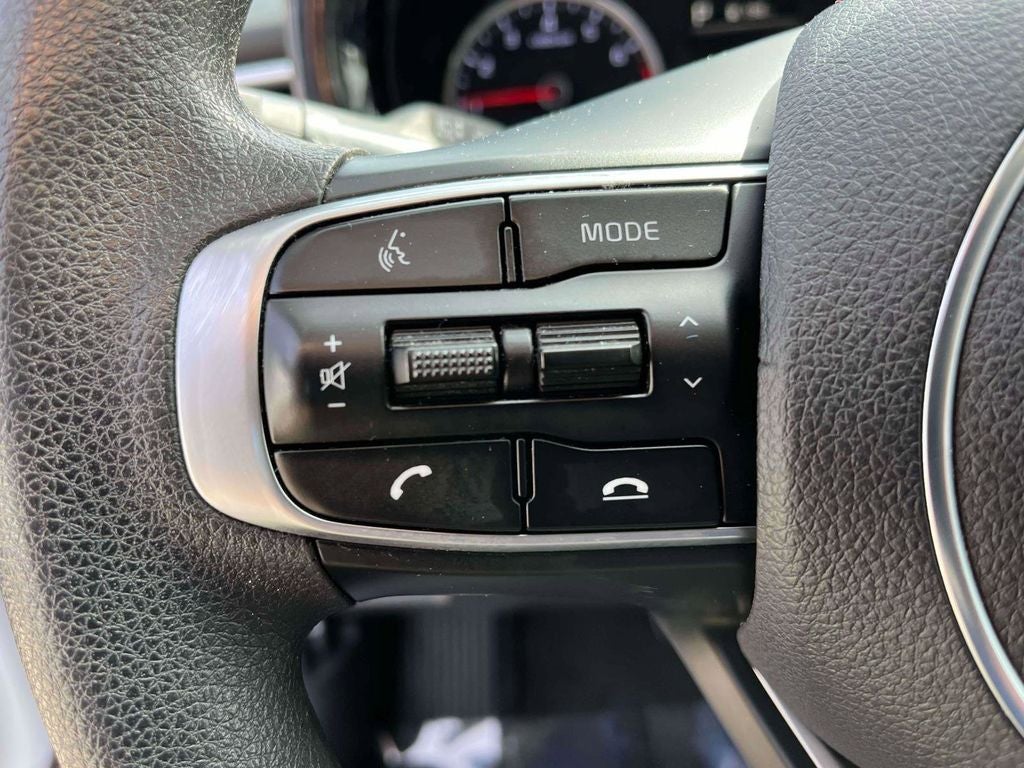 2022 Kia K5 LX