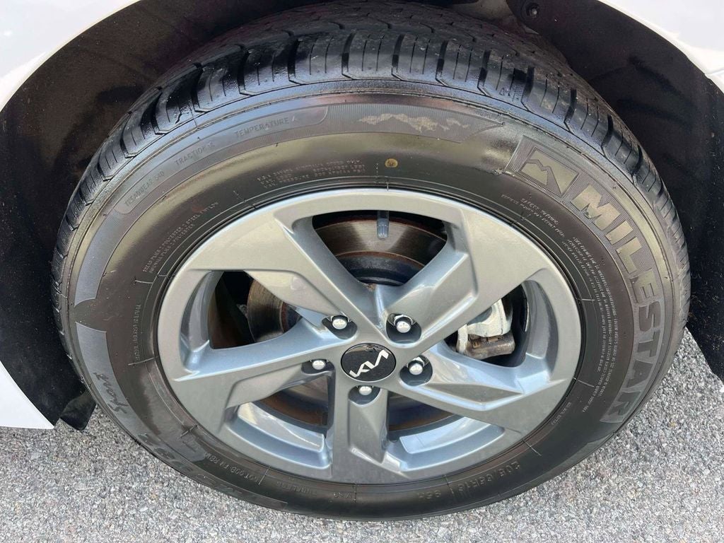 2022 Kia K5 LX