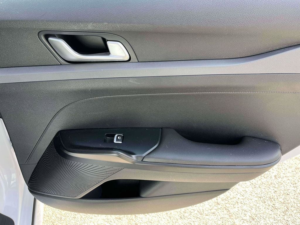 2022 Kia K5 LX