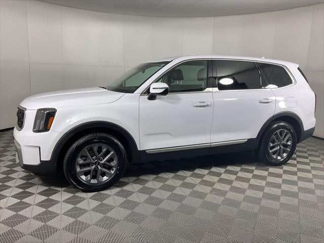 2023 Kia Telluride LX