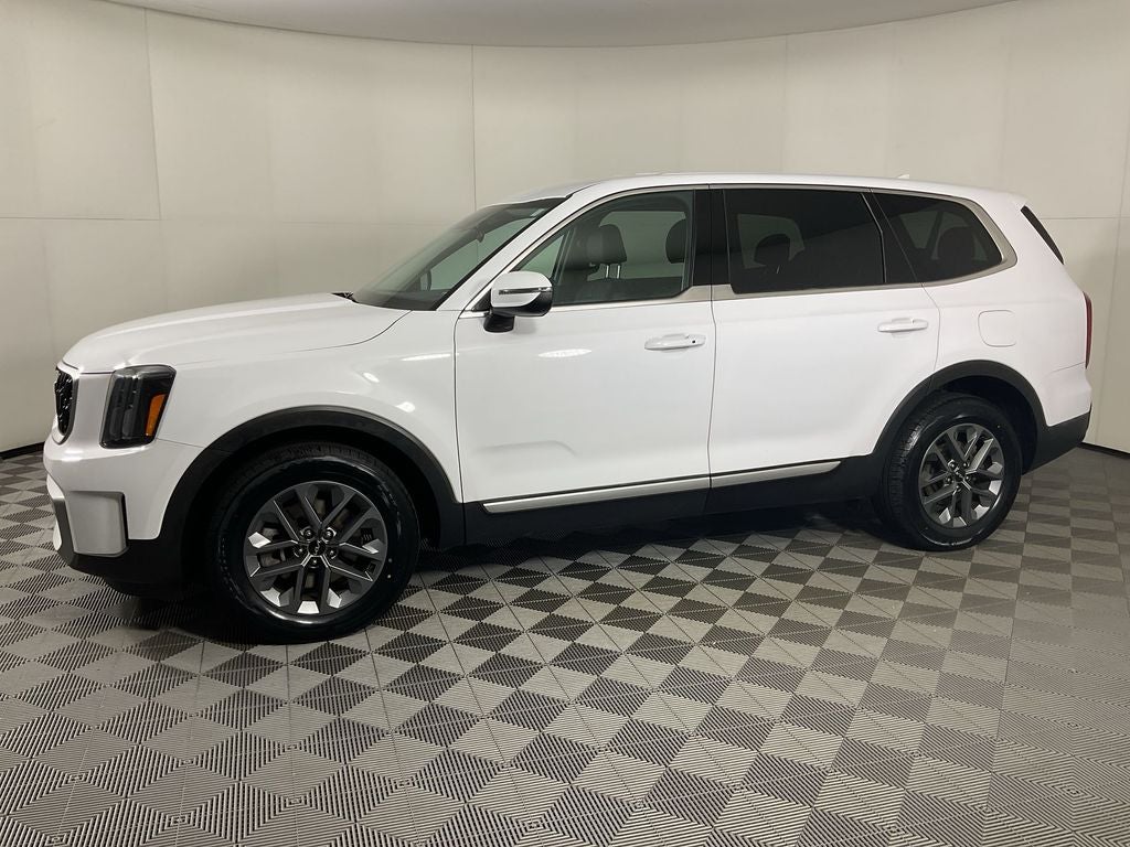 2023 Kia Telluride LX