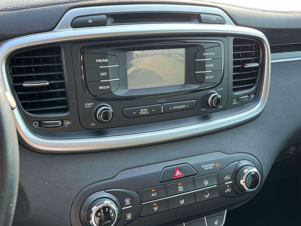 2016 Kia Sorento LX