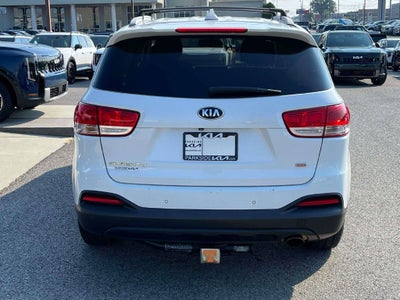 2016 Kia Sorento LX