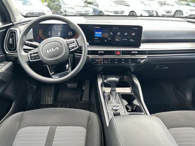 2024 Kia Sorento LX