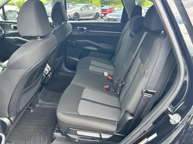2024 Kia Sorento LX