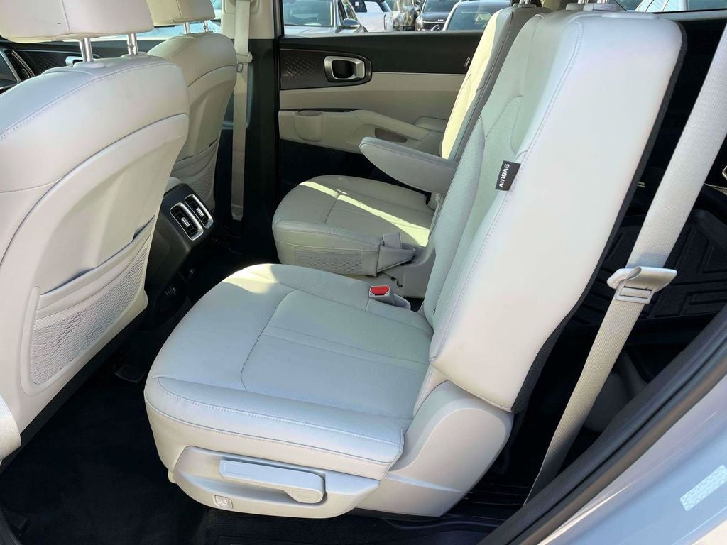 2025 Kia Sorento EX