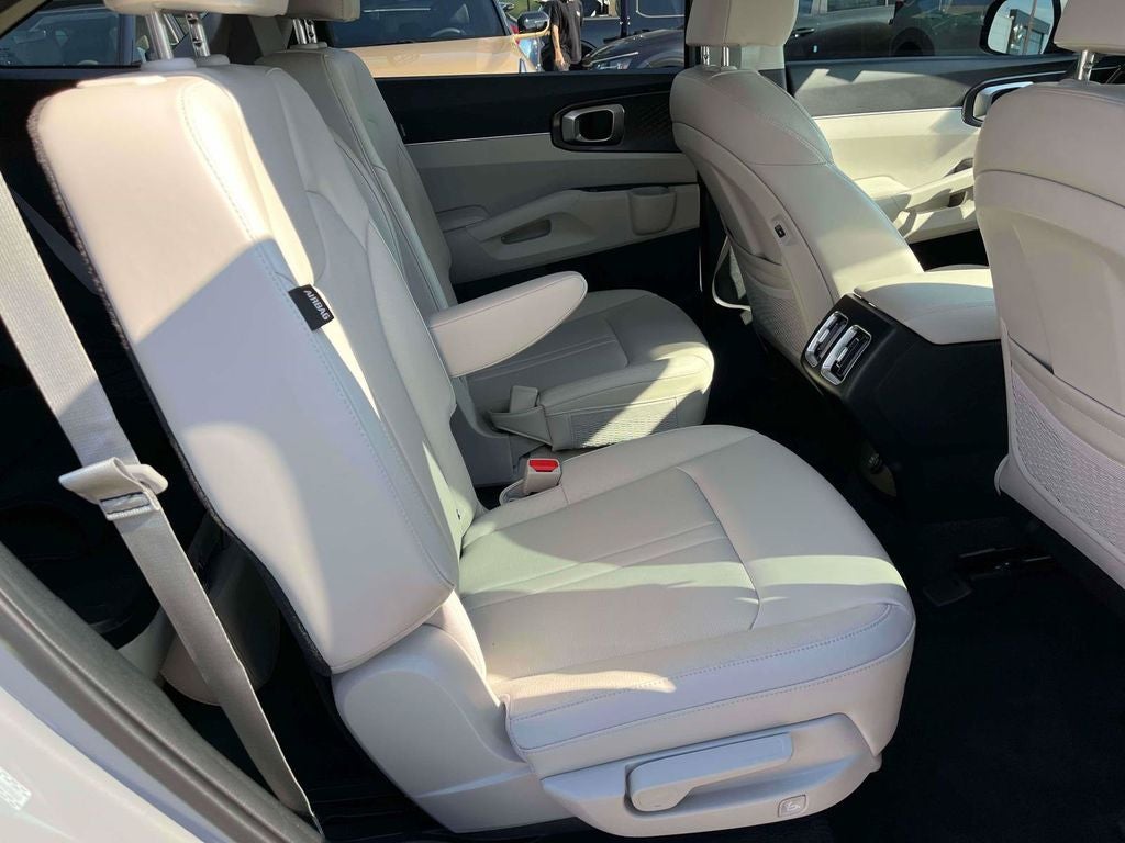 2025 Kia Sorento EX