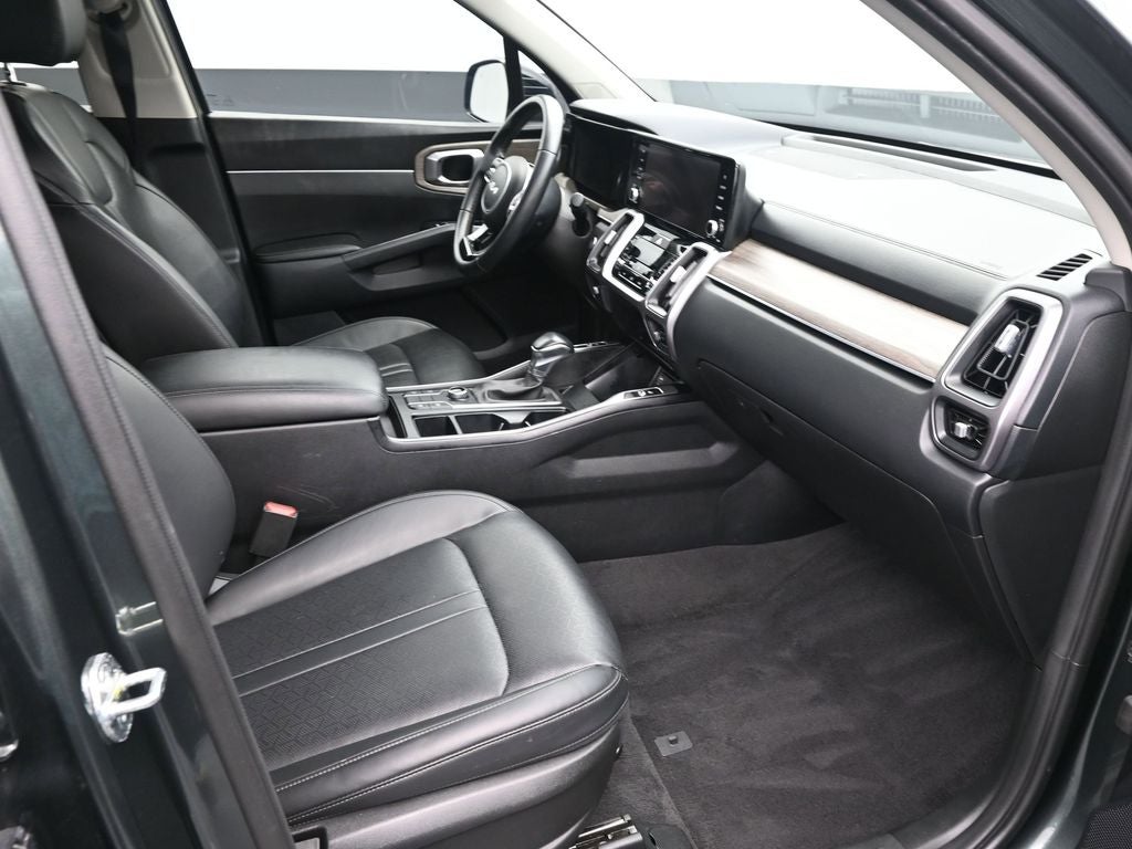 2023 Kia Sorento X-Line S