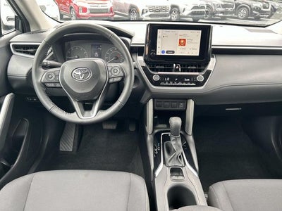 2024 Toyota Corolla Cross LE
