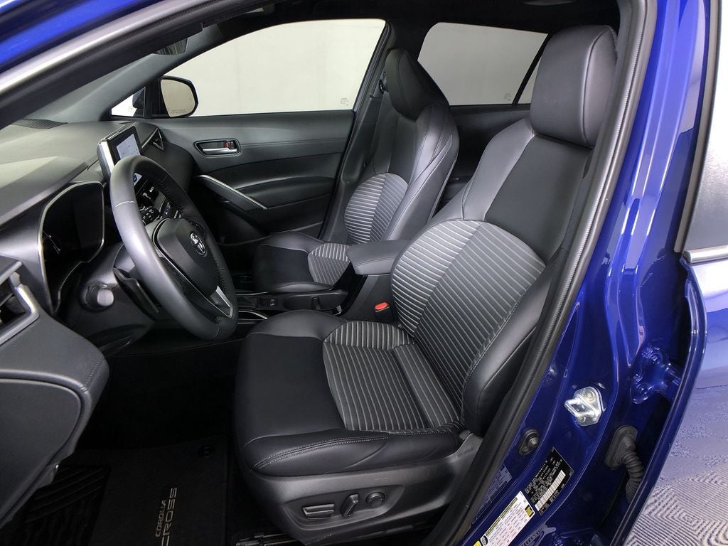 2024 Toyota Corolla Cross Hybrid XSE
