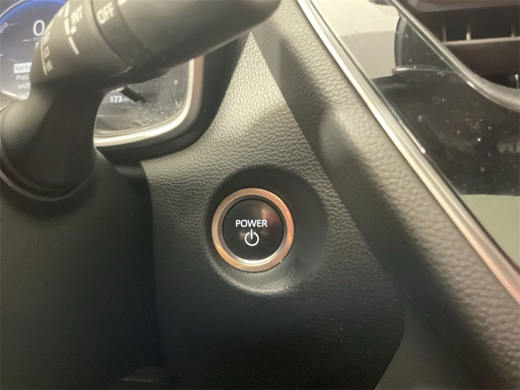 2023 Toyota Corolla Cross Hybrid XSE