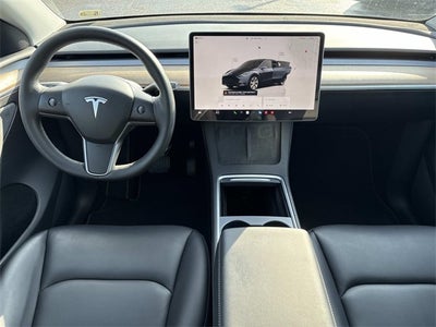 2024 Tesla Model Y Long Range