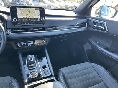 2023 Mitsubishi Outlander SE