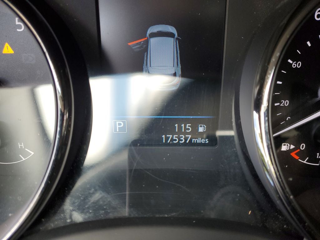 2022 Nissan Rogue Sport SV