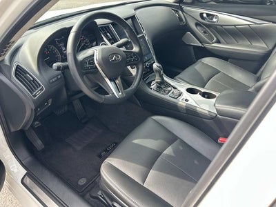 2023 INFINITI Q50 LUXE