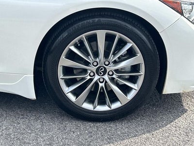 2023 INFINITI Q50 LUXE