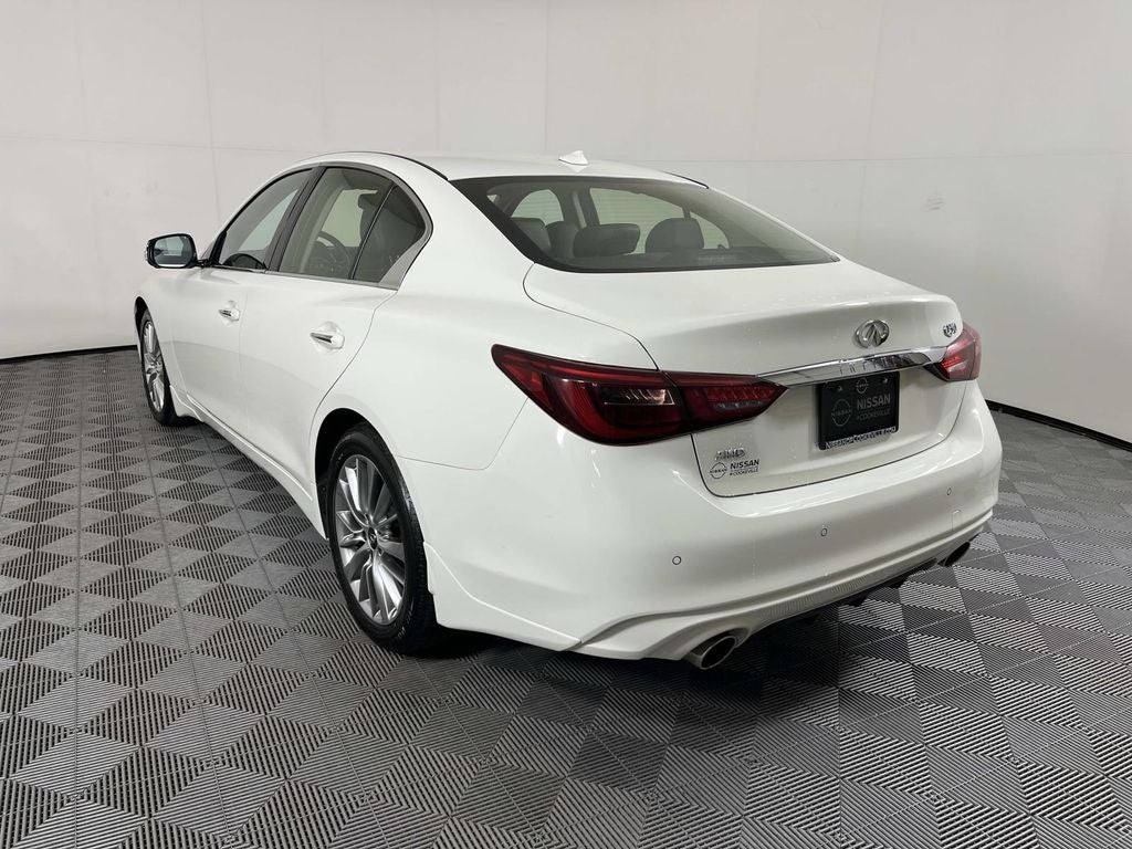 2023 INFINITI Q50 LUXE