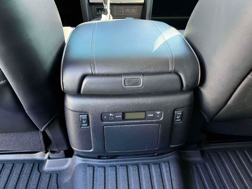 2021 Nissan Armada Platinum