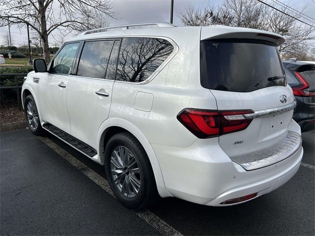 2024 INFINITI QX80 LUXE