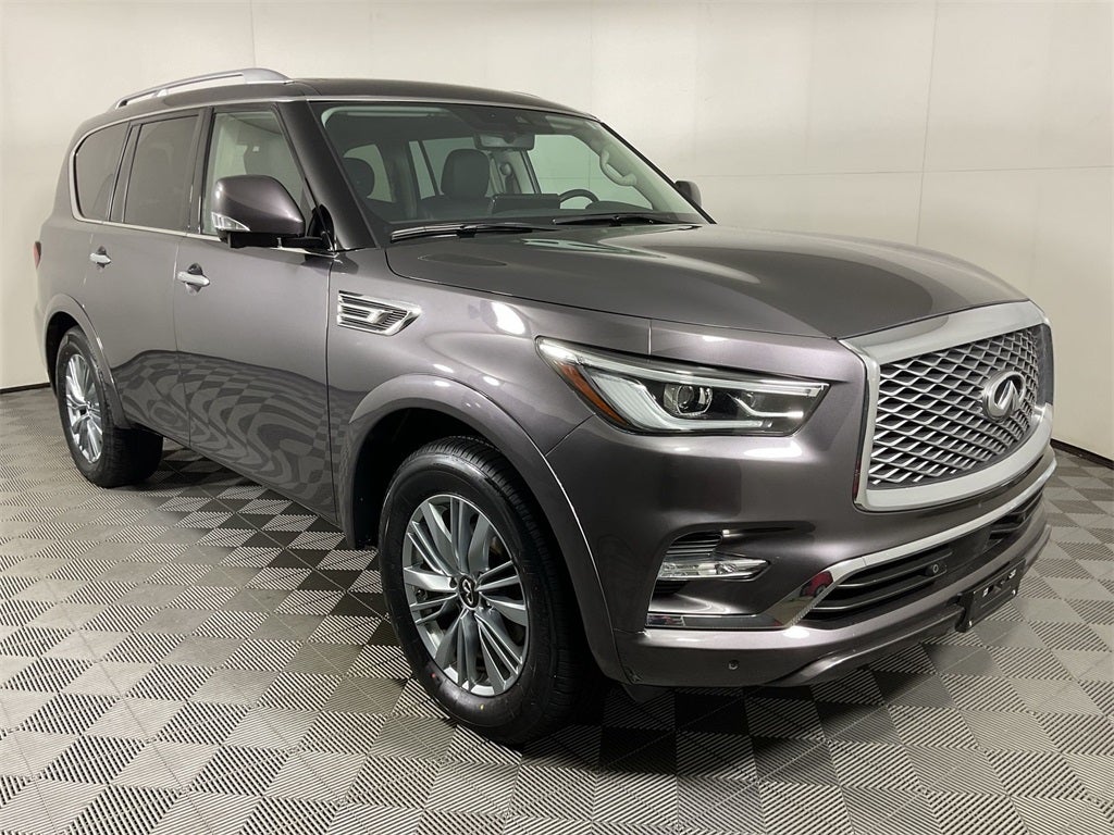 2024 INFINITI QX80 LUXE