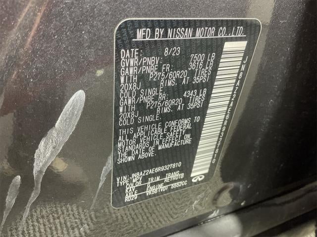 2024 INFINITI QX80 LUXE