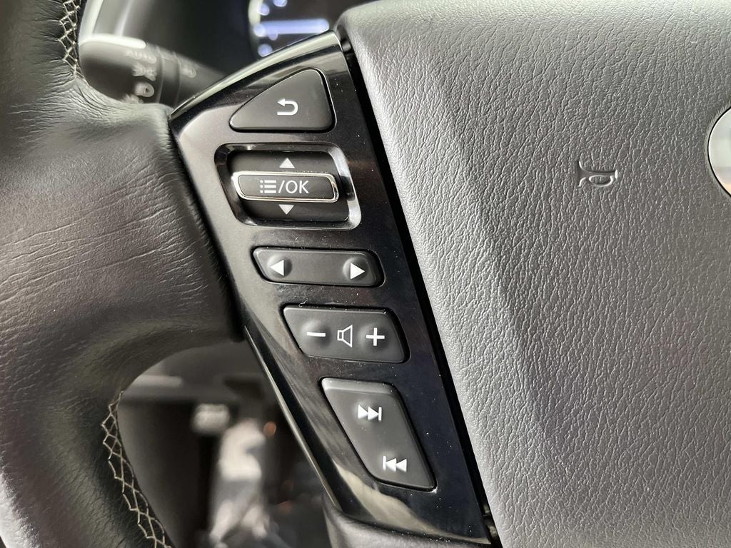 2024 INFINITI QX80 LUXE