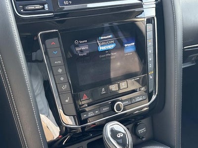 2021 INFINITI QX80 LUXE