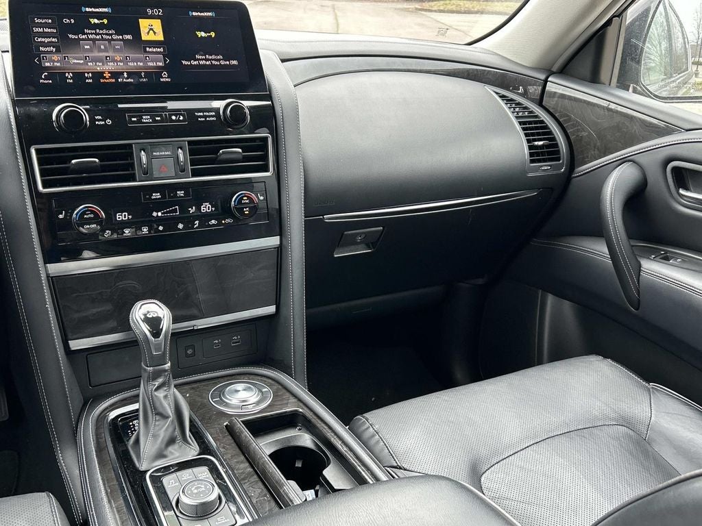 2024 INFINITI QX80 LUXE