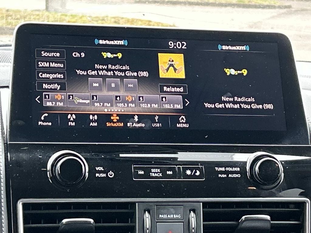 2024 INFINITI QX80 LUXE