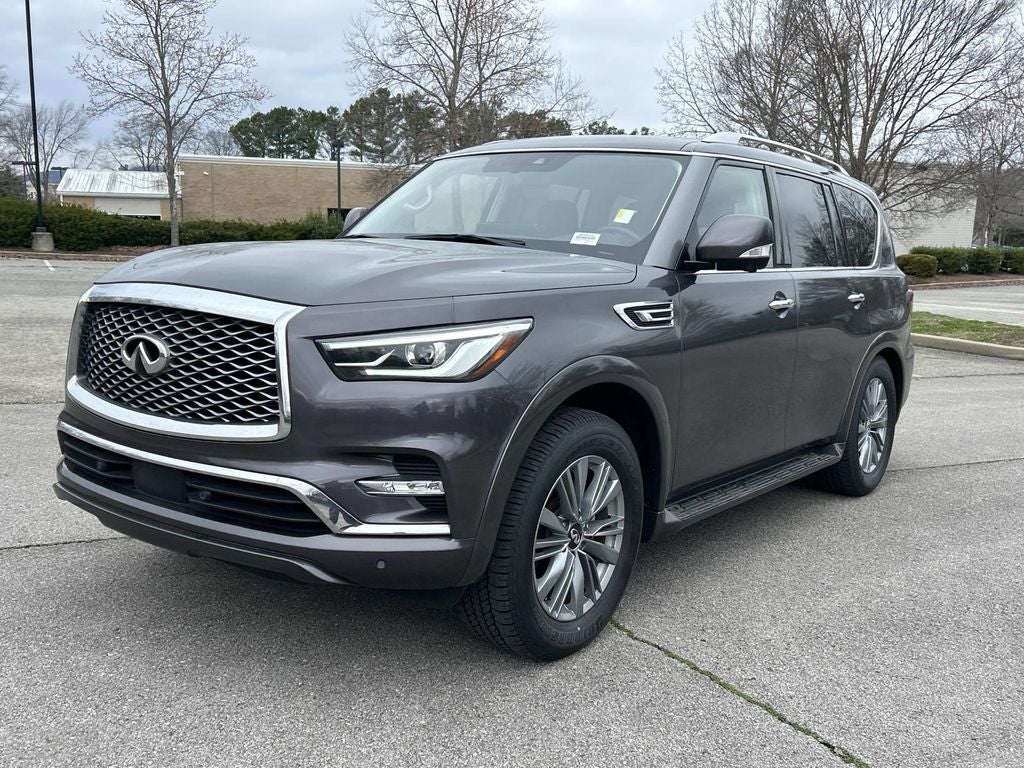 2024 INFINITI QX80 LUXE