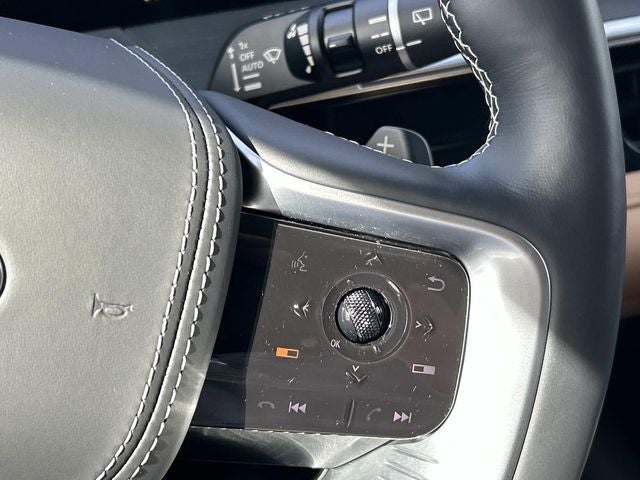 2025 INFINITI QX80 SENSORY W/ SPLIT BENCH