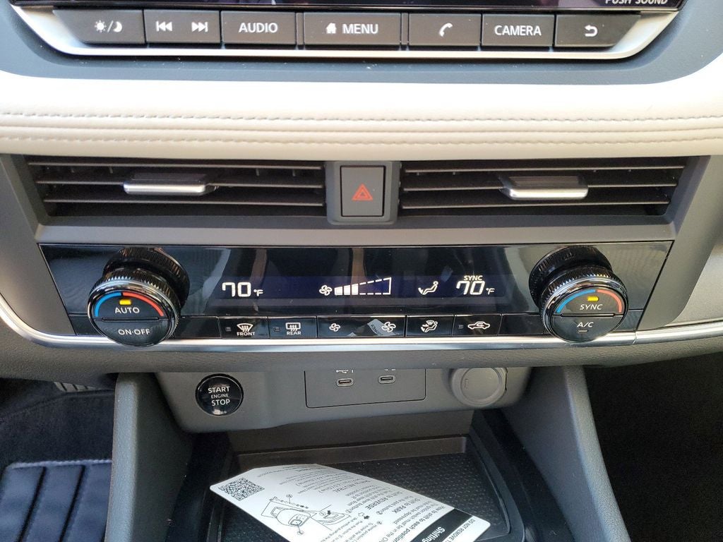 2025 Nissan Rogue SV