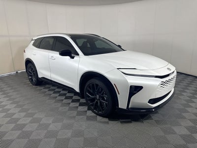 2025 Toyota Crown Signia Limited