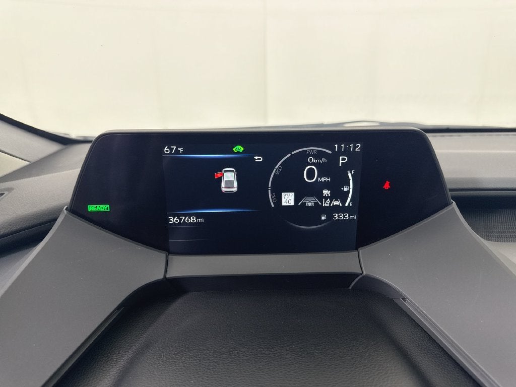 2025 Toyota Prius LE
