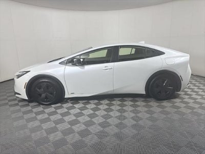 2025 Toyota Prius LE