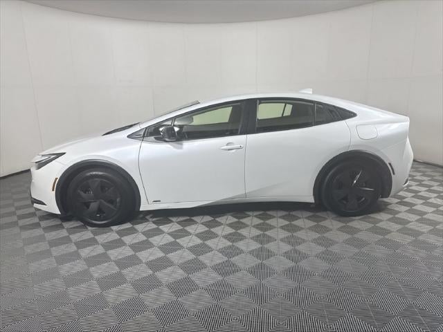 2025 Toyota Prius LE