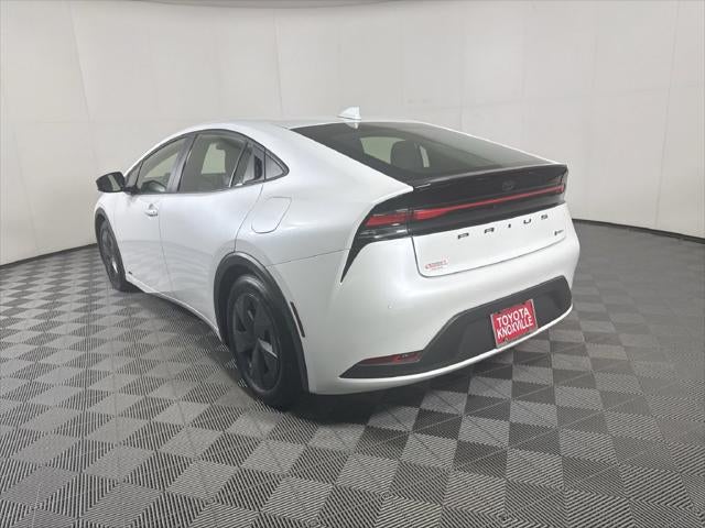 2025 Toyota Prius LE