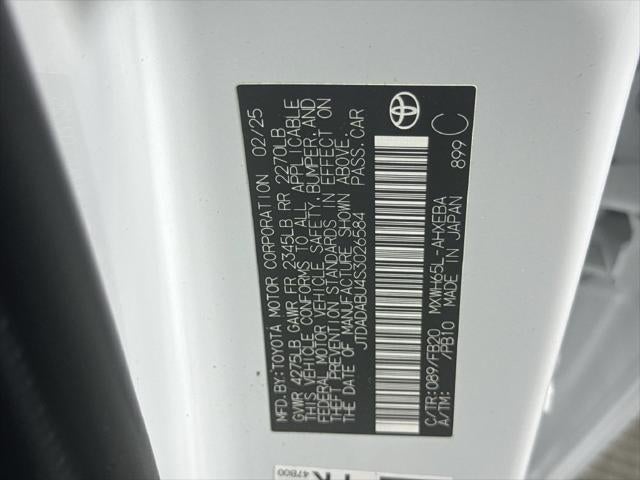 2025 Toyota Prius LE