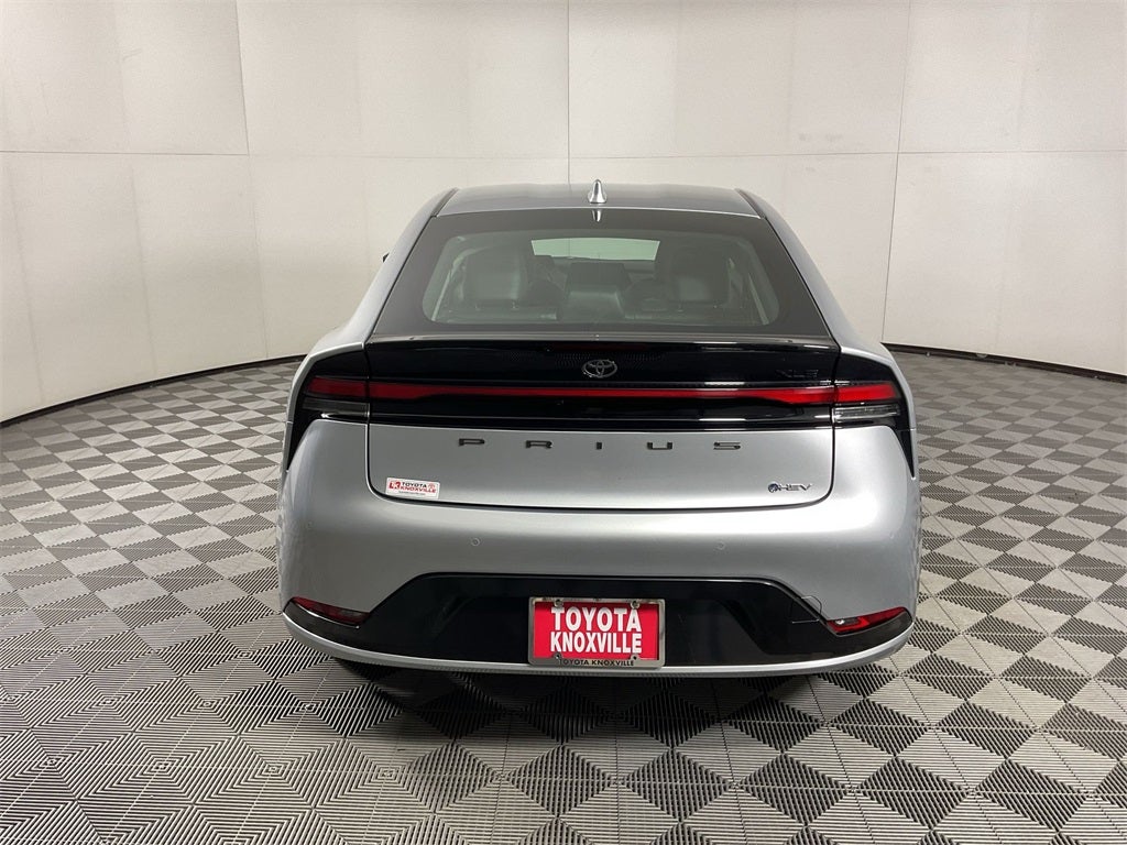 2025 Toyota Prius XLE