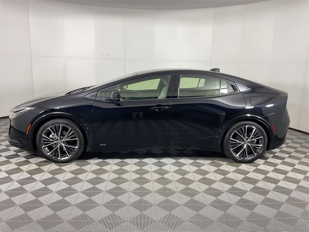 2024 Toyota Prius XLE