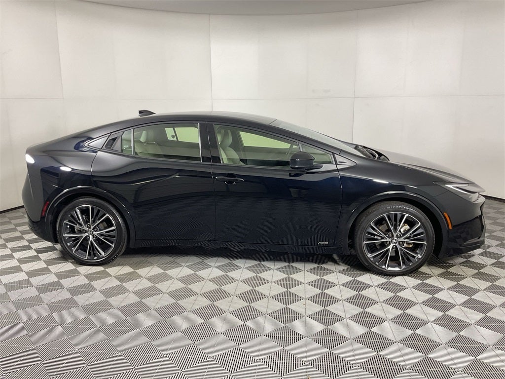 2024 Toyota Prius XLE