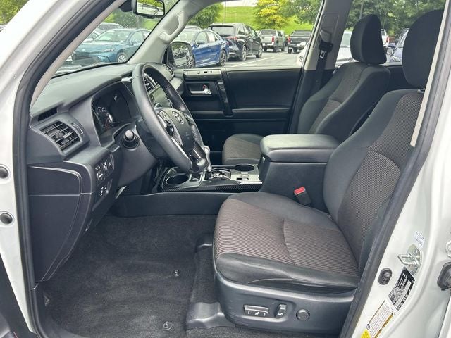 2024 Toyota 4Runner TRD Off-Road