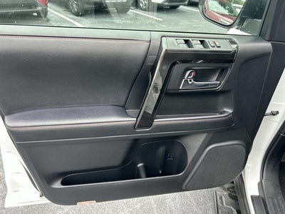 2024 Toyota 4Runner TRD Off-Road